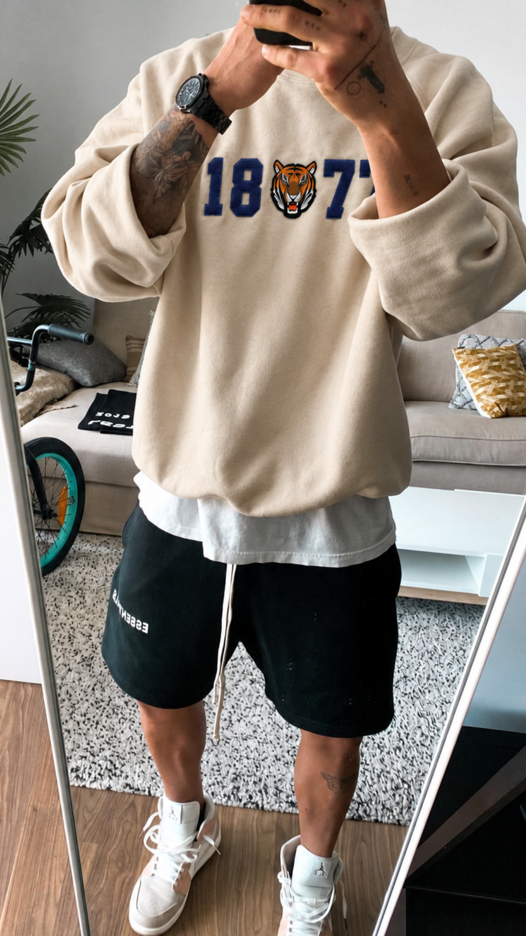1877 Heritage Tiger Crewneck Sweatshirt
